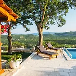 Villa Eterna 1806 Blato na Cetini