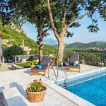 Eterna 1806 Villa Blato na Cetini