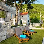 Eterna 1806 Villa Blato na Cetini